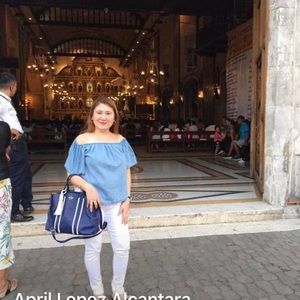 Meet your Posher, April